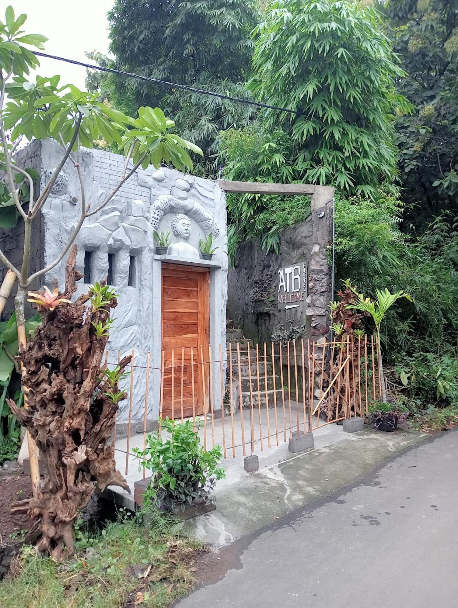 Atb Hostel Lovina  Exterior photo